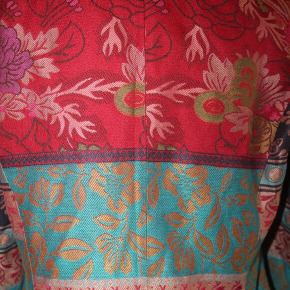 Coldwater Creek Colorful Tapestry 3 button Blazer Size 14 Petiite - Picture 6 of 10